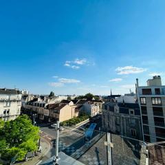 We Live In R - Duplex 504