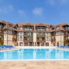 L'instant Deauville - F2 avec Piscine - Résidence du Golf