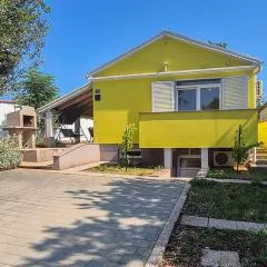 Awesome Home In Pavicini With Sauna