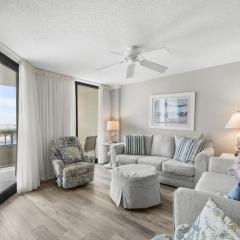Seaside Paradise 3BR Condo Steps from the Beach