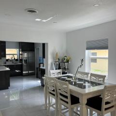 North Miami Vacation Home