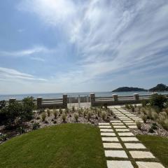 Milliau T2 piscine et vue mer