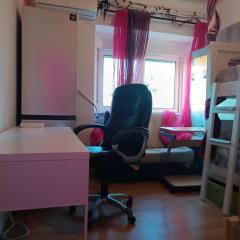 Sams Rooms - Solo Female Guest House