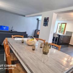 Gîte confortable avec jardin et garage fermé - FR-1-496-319