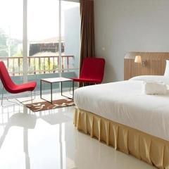 Soontree House Hotel