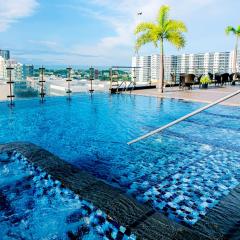 Convenient City Stay in Iloilo Business Park