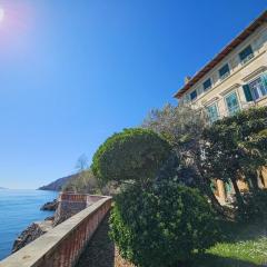 Beachfront Apartment Sonja - Lovran
