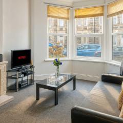 Group-Friendly 6-BR Home with Parking