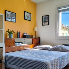Chambre dans appartement agréable et calme à 15 mn du Centre Ville