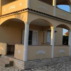 Apartment Maja - 3 Bedrooms