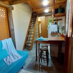 Kitnet Pi · Tiny House Completa | 2min. a pé da praia| Ar Cond