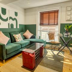 Stylish Steep Hill Apartment Pass the Keys