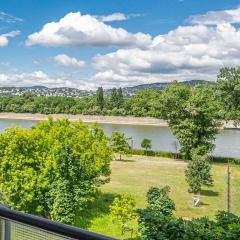 Riversider - with a view of the Danube and Margaret Island