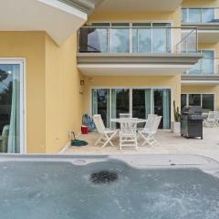 Beachfront - Beach Garden 2BR condo - E124