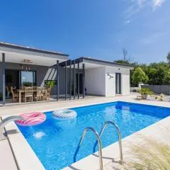 Holiday Home Villa Luna by Interhome