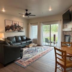 Luxury Stay Meets Family Fun- Premier 1BR Retreat condo