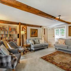 4 Bed in Near and Far Sawrey LLH02