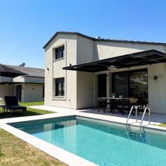 Olympus Seaside Luxury Pool Villas