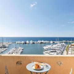 GRAND PALAIS - Beautiful top floor studio - Sea front with AC