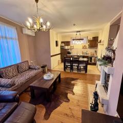 Chalet Hamars - Highland Haven