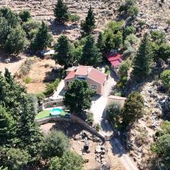 Mountain refuge of the White Mountains Anna's country villa