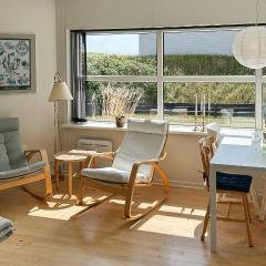 2 Bedroom Stunning Apartment In Fanø