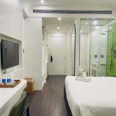 Romantic apartement in sunset town with sea view