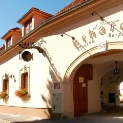 Erhardt Panzió