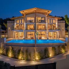Costas Luxury Villas - Athena's Villa