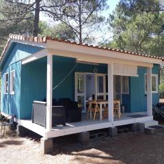 LOUE JOLI CHALET EN BOIS -POUR 2 PERSONNES AU CHM de MONTALIVET Centre Naturiste à partir de 90 euros la nuitée