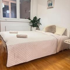 SelfcheckIn - Apartman Zagreb - Parking - Lođa - Mirna Lokacija