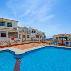 Wyndham - Bright and Modern 2BR with Sea Views in
