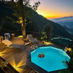 Dora Suit Bungalov