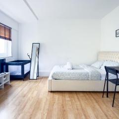 Central London rooms EC1V