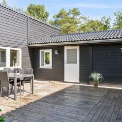 Lovely Summer House Close To Stillinge Beach