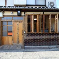 一棟貸し宿 ローカルプライド大和高田