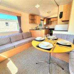 Cherry, 2 Bed, 6 Berth With Electric Panel Heaters 70724C
