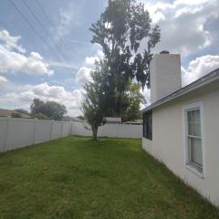 peaceful private room& retreat