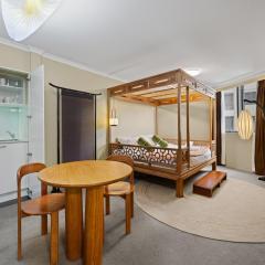 The Woodtopia Studio | CBD | Gym | Pool