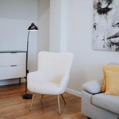 Fully equipped 1BR by Monuments & Shopping Spots