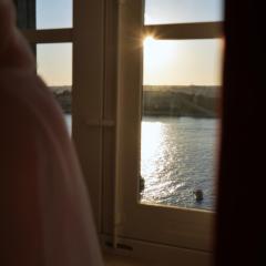 Grand Terrace 5 by Vallettastay