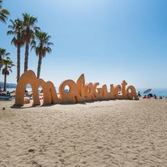 NEW 1st CORNER City center Apartment Ideal for Groups