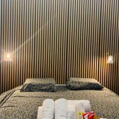 Independent INT-D Room with Bathroom and Break Corner