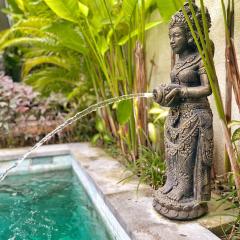 Seseh Beach-Twin Villa Celestine ensuite BEDROOM 2-650m to beach