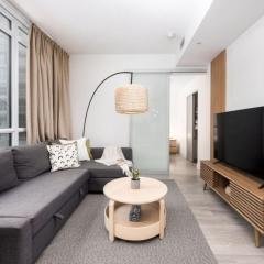 Top Graded Metropolitan Suite with Free Parking