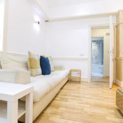 Central Studio with Good WIFI, 5 min to Baker Str