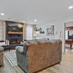 Spacious Ou Hideaway Hot Tub Pool Table