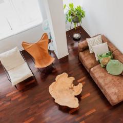 Elegant 2BR Duplex with Style