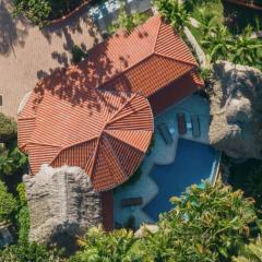 Villa Attalea Luxury Jungle Villa near San Ignacio