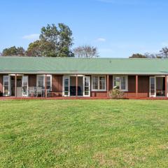 The Cottage - Rotorua Holiday Farmstay